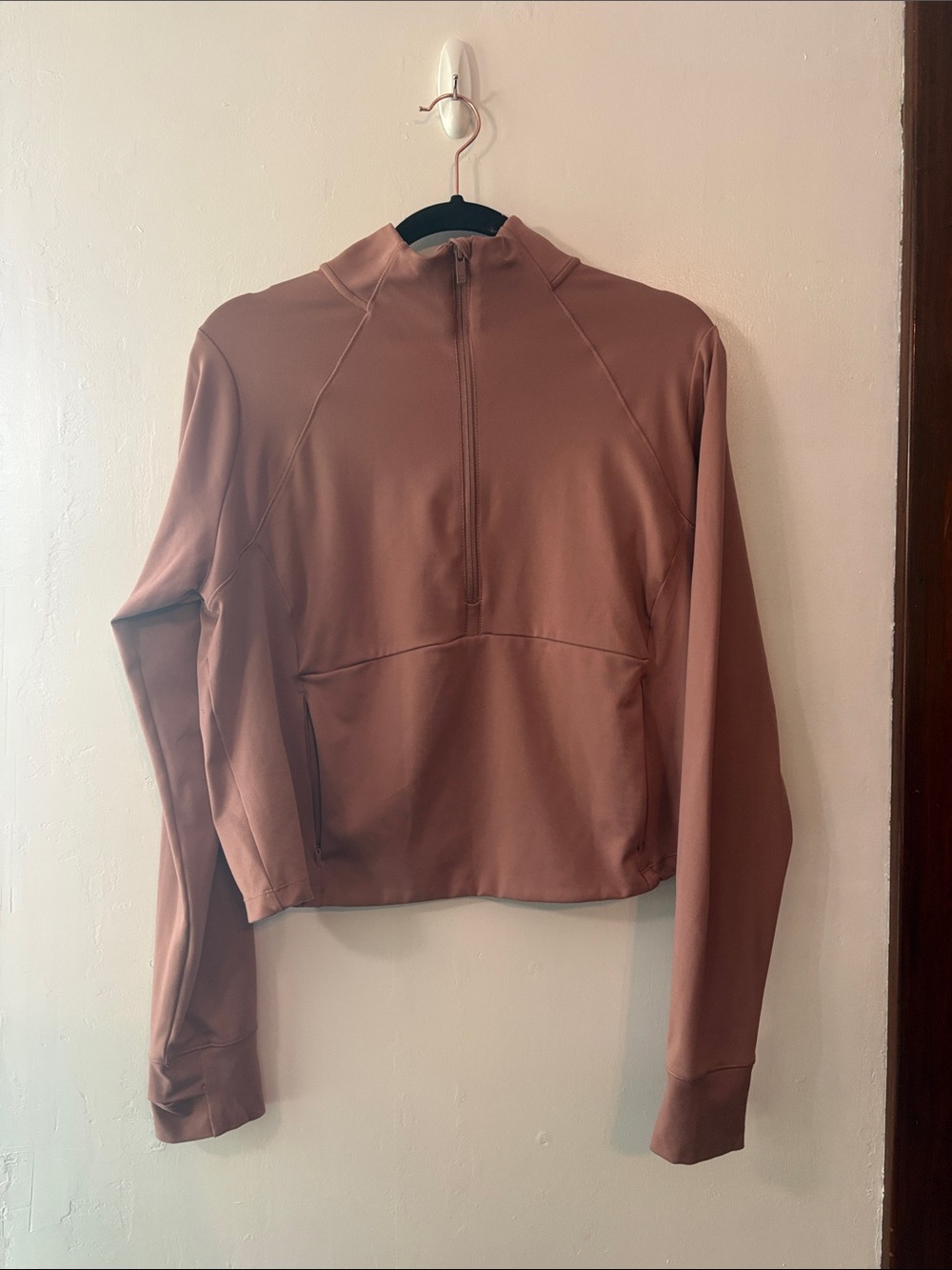 all in motion Cropped Pullover in Taupe